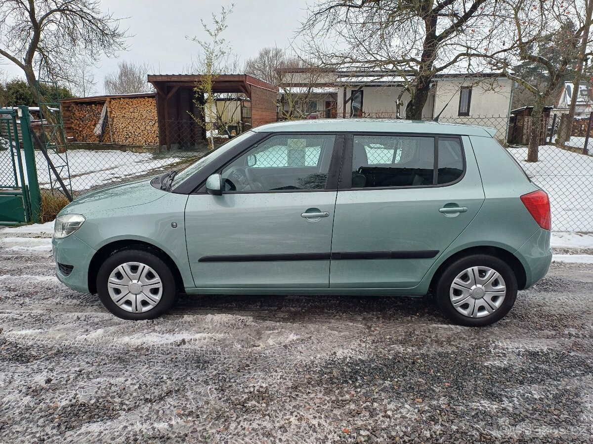 Škoda fabia FACELIFT 1.2 ...rok 2012 - 4