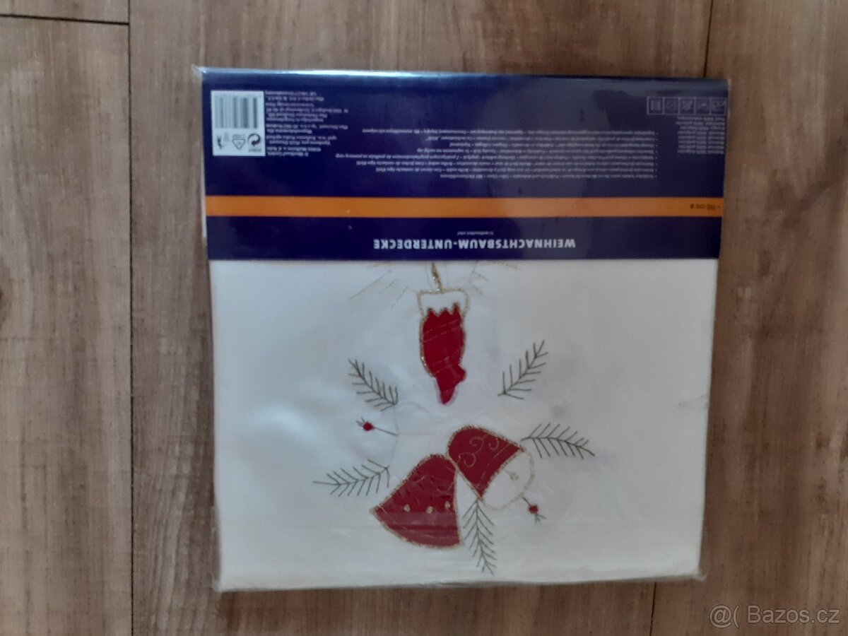 Prodám 3 látkové ubrusy s vánočními motivy - 4