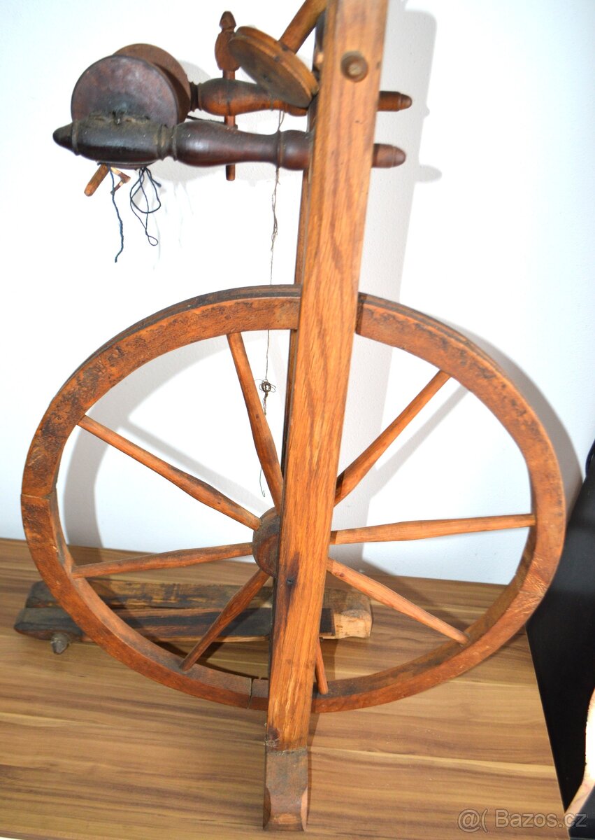Starožitný kolovrat - velký - 4
