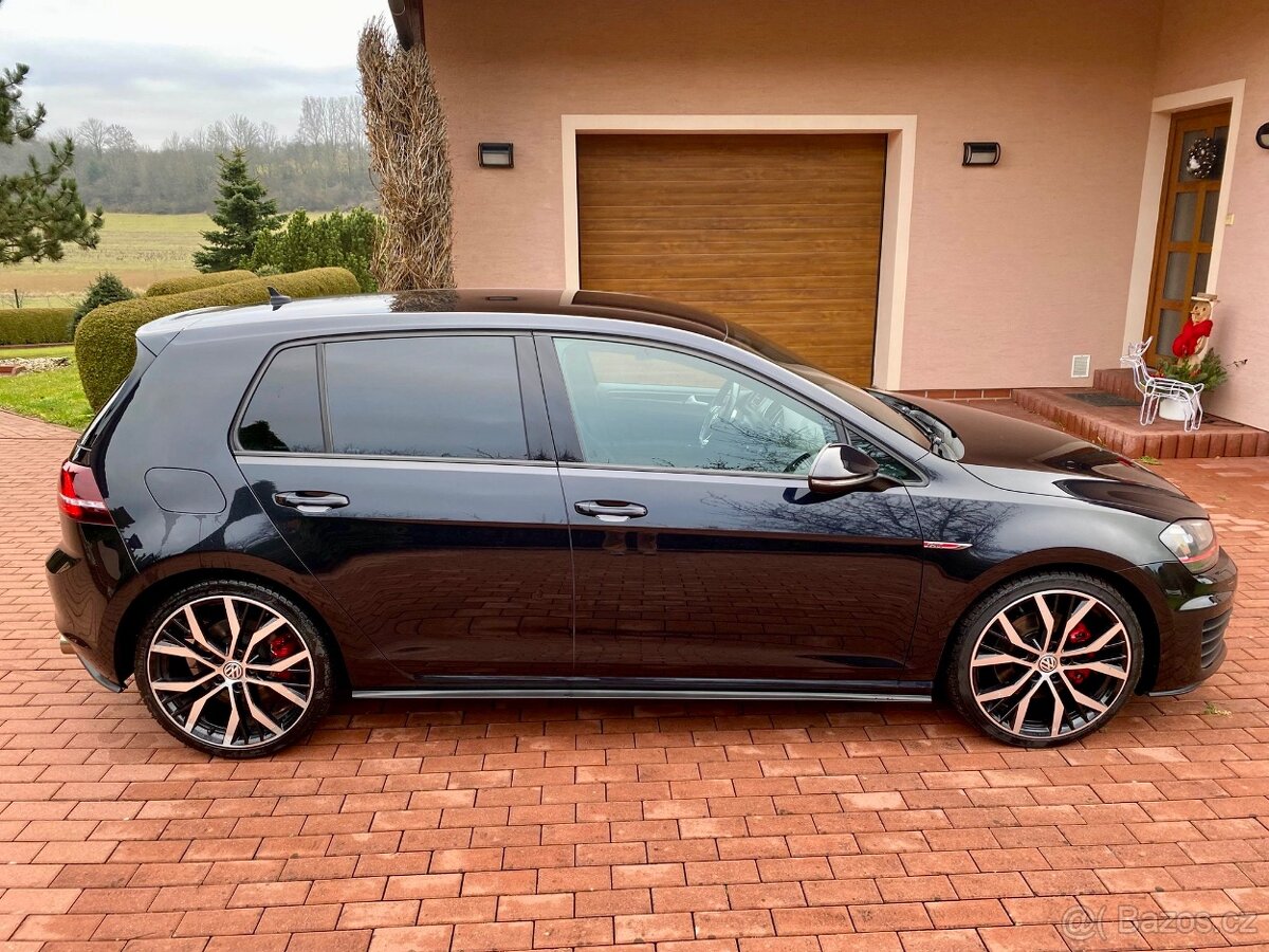 VW Golf GTI 7 2014 - manuál - 4