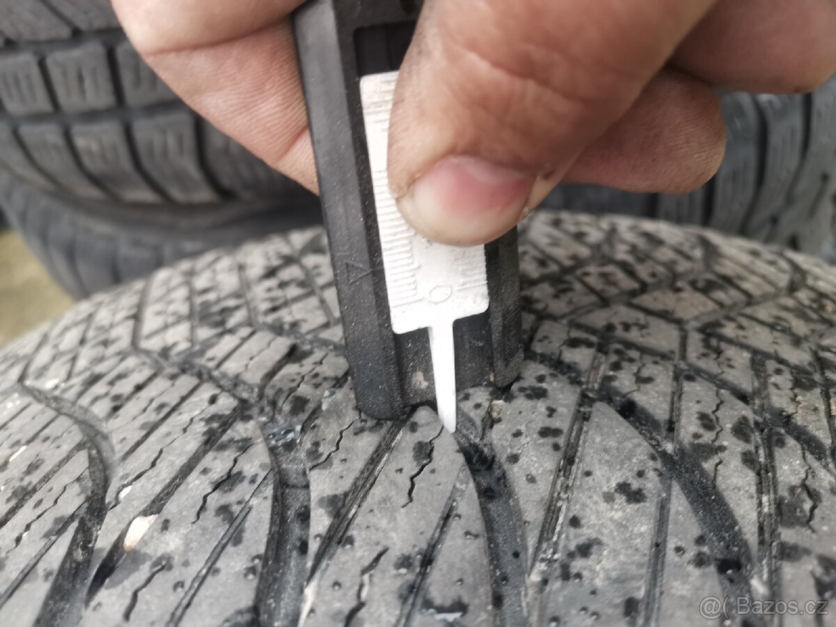 5x108 r16 205/55 R16 - 4