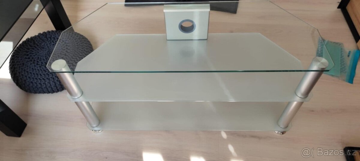 TV stolek skleněný - 4