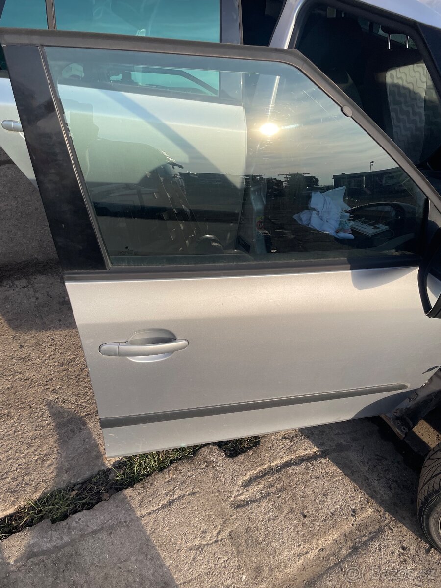 Pravé přední dveře Fabia 2 Combi - 4