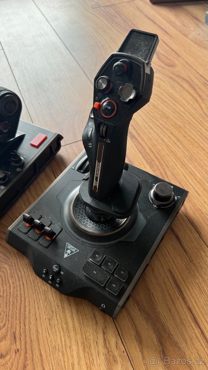 Turtle Beach VelocityOne Flightdeck - 4