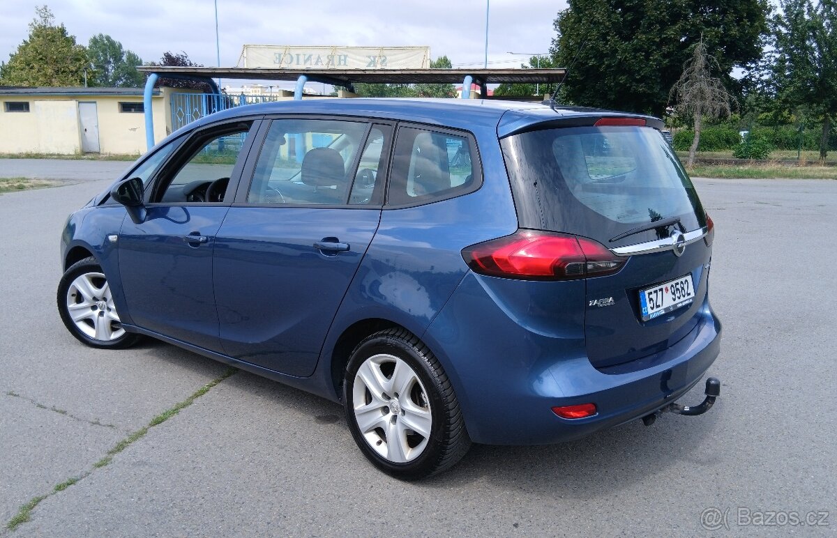 Opel Zafira Tourer - 4