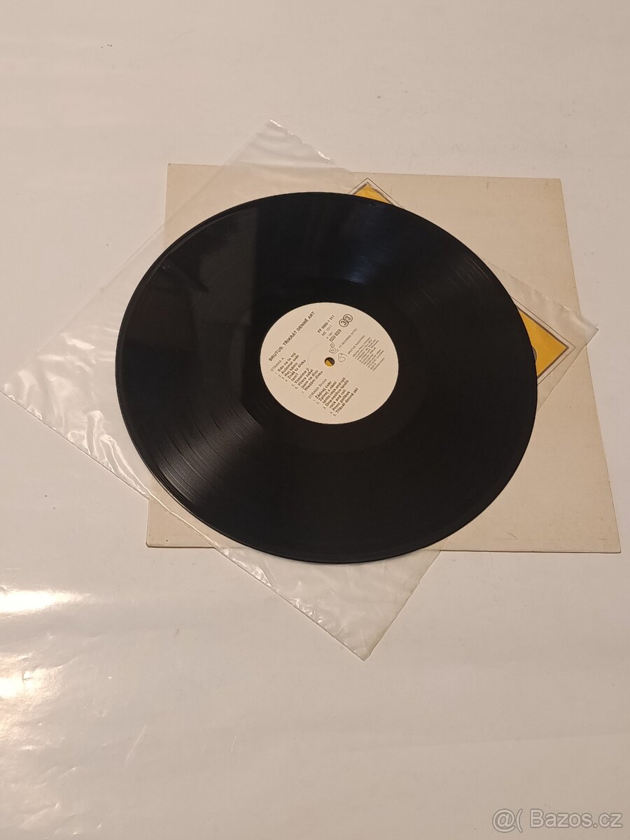 Lp Brutus - Třikrát denně akt - 4