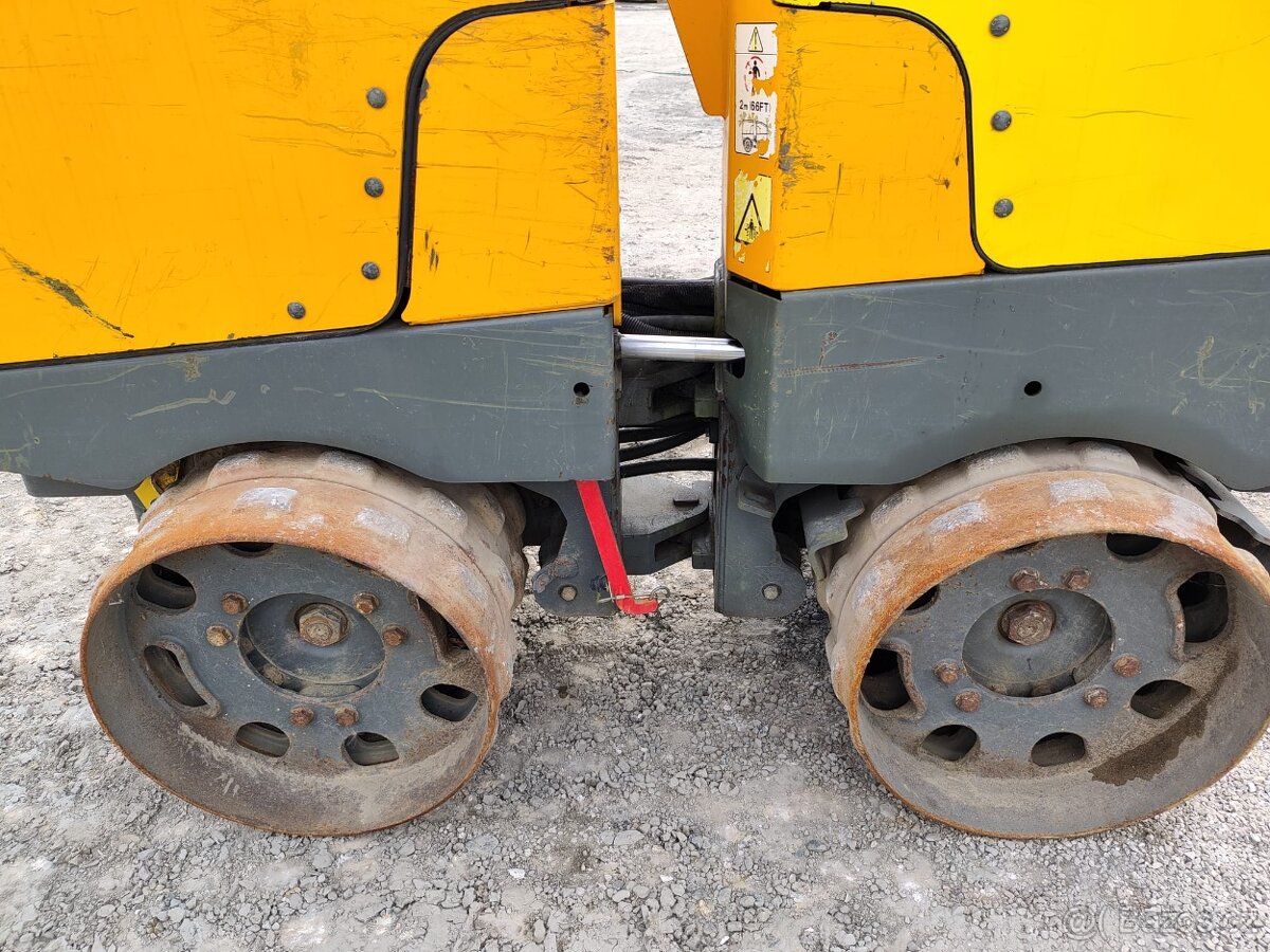 Ježkový válec Wacker Neuson RTX83SC3, RT82 Bomag - 4