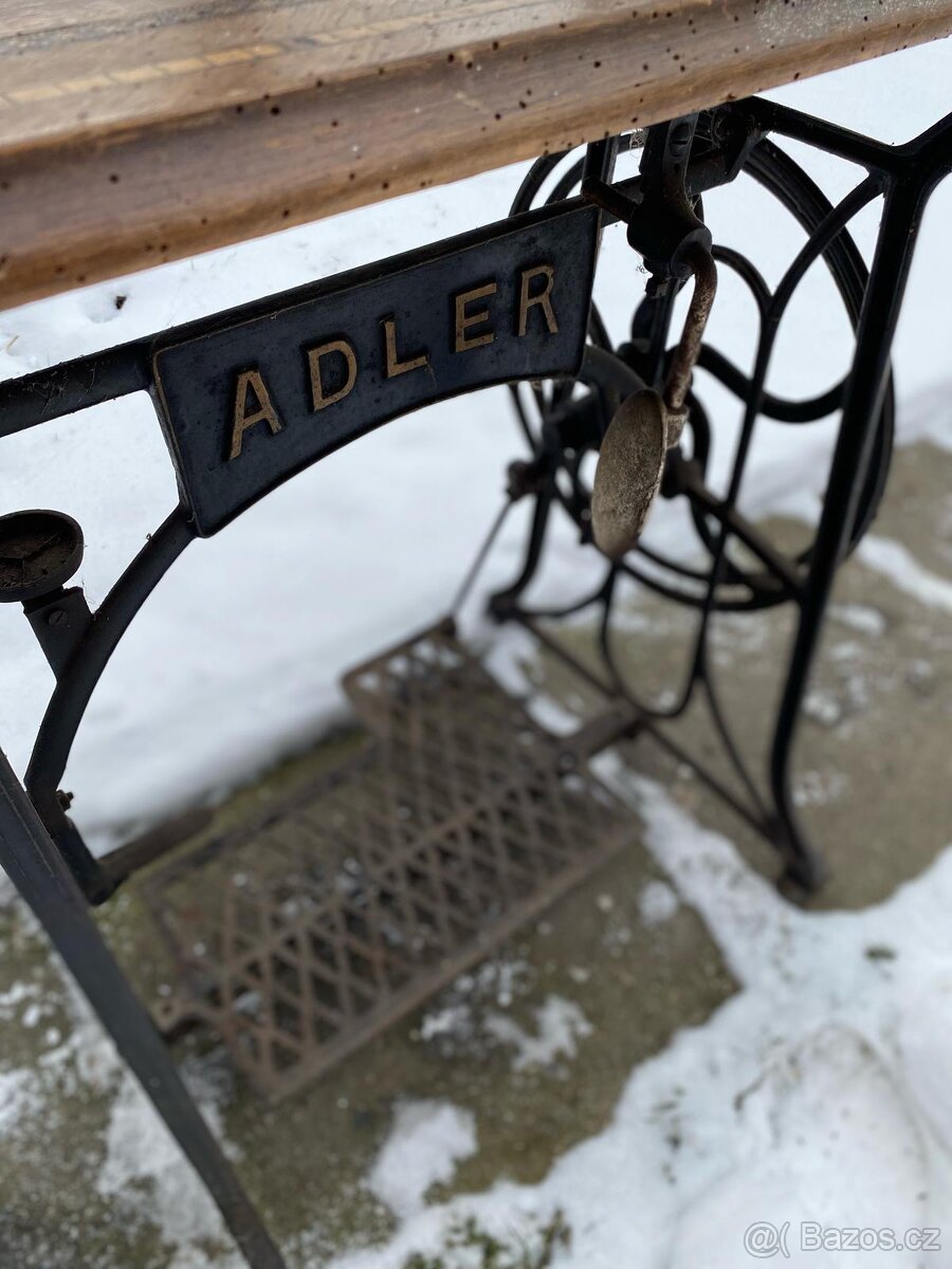 Starožitný šicí stroj Adler Kl. 9 - 4