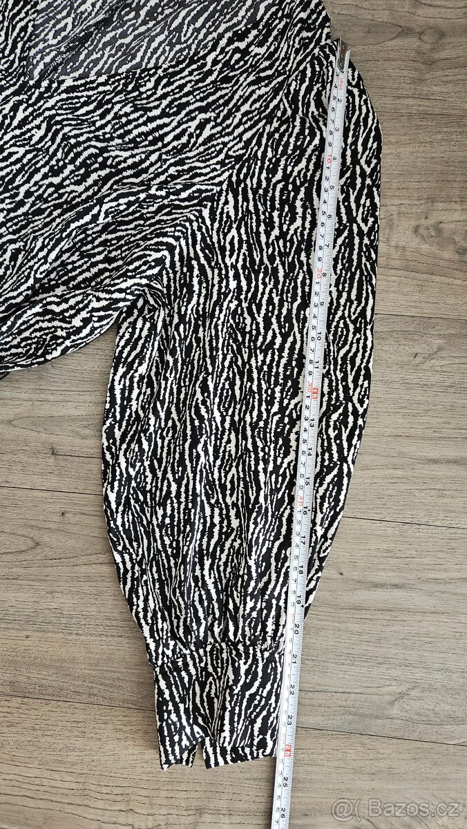 Vzorované šaty/tunika s výstřihem do V - H&M 40 - 4