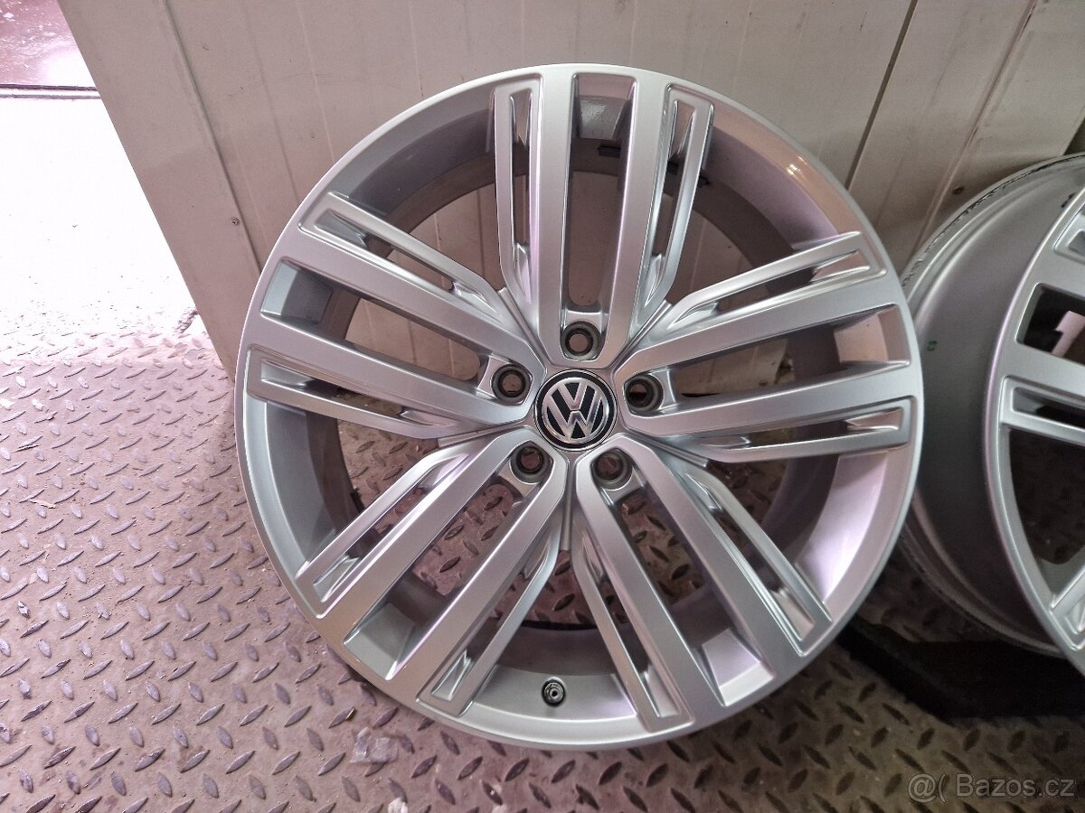 VW Auckland Tiguan Rline Allspace 5x112 R19 - 4