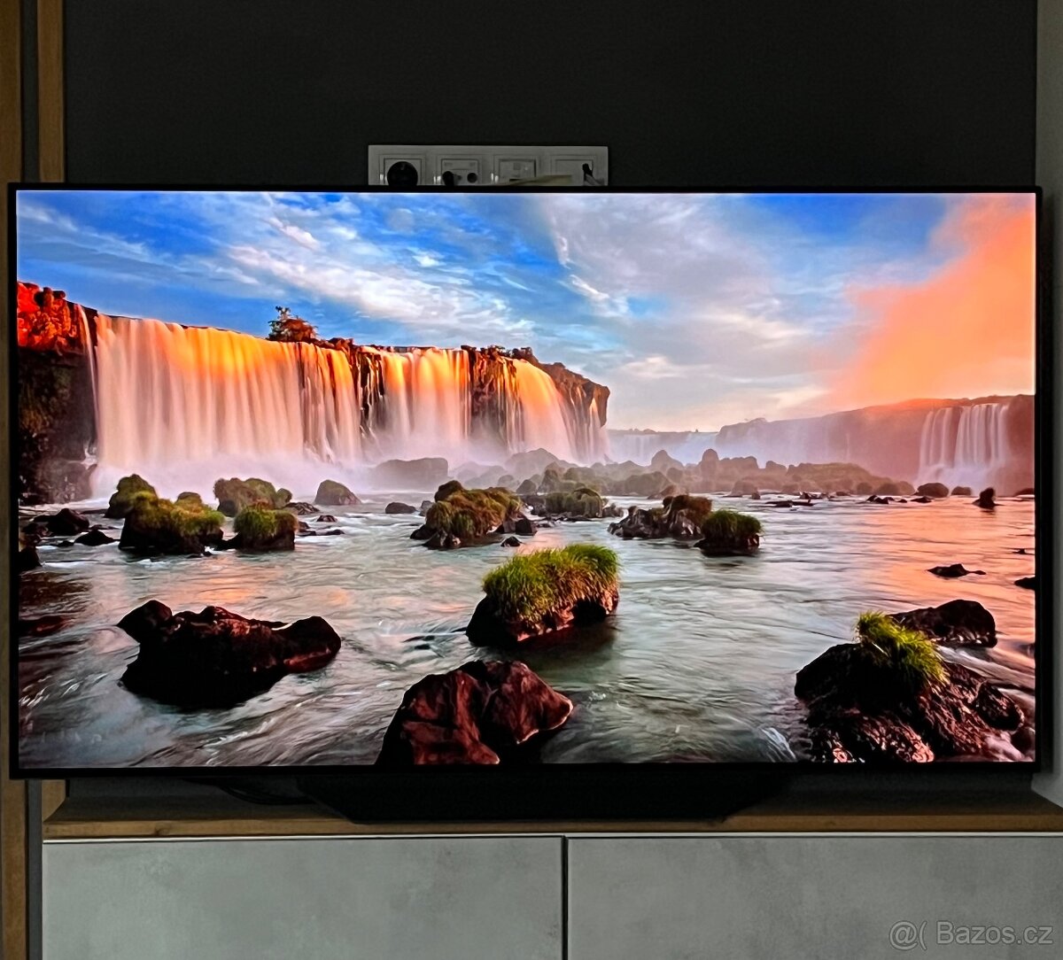 Televize LG OLED55B1 55" (139 cm) 100 Hz 4K Ultra UHD - 4