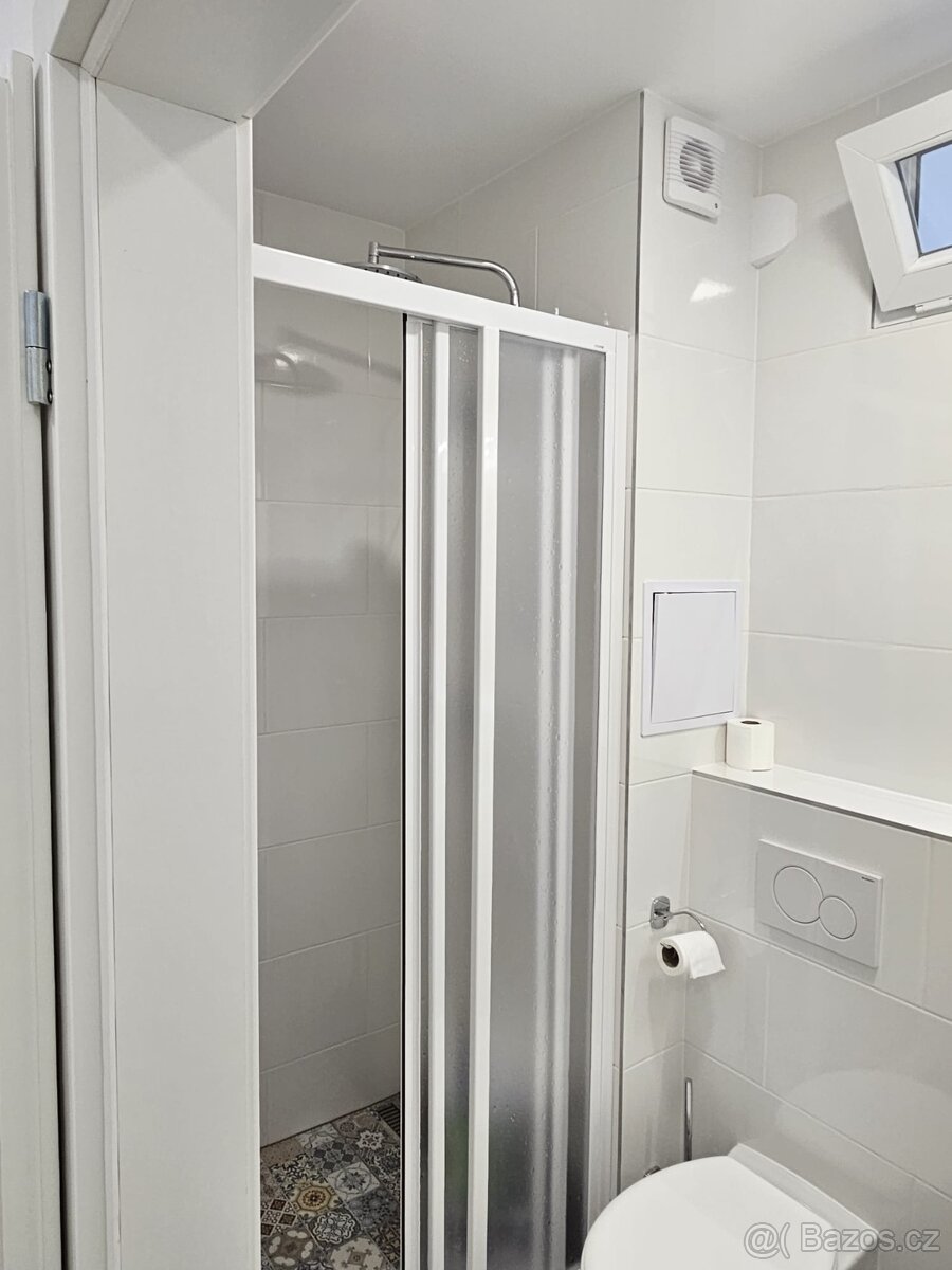 Pronájem Bytu 1+1 50 m2 Vsetín - 4