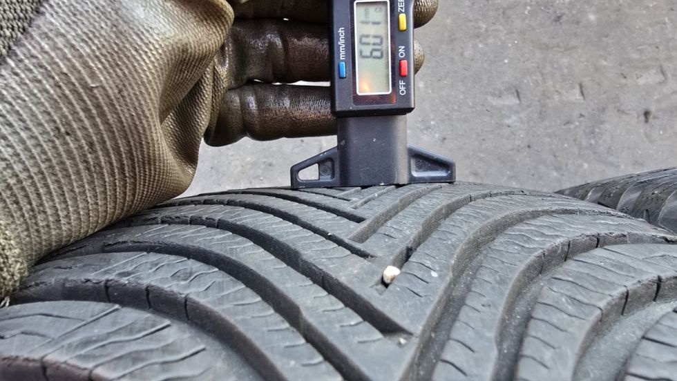 Zimní pneu 205/50/17 Michelin - 4