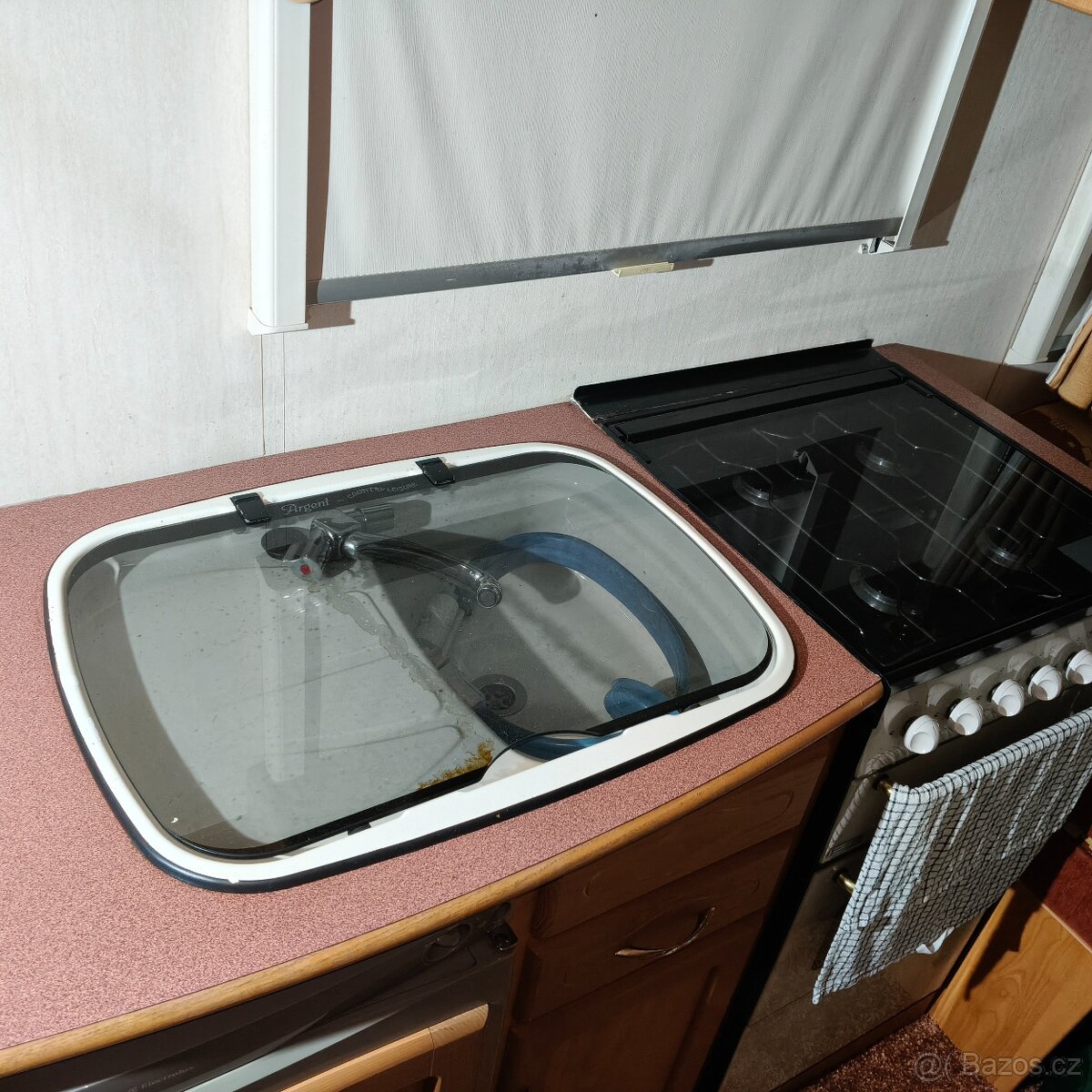 Anglický karavan pro 5 osob - 4