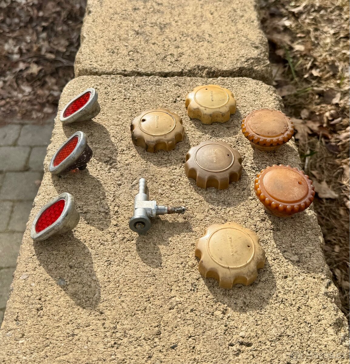 Stadion S11, S22 - dily - 4