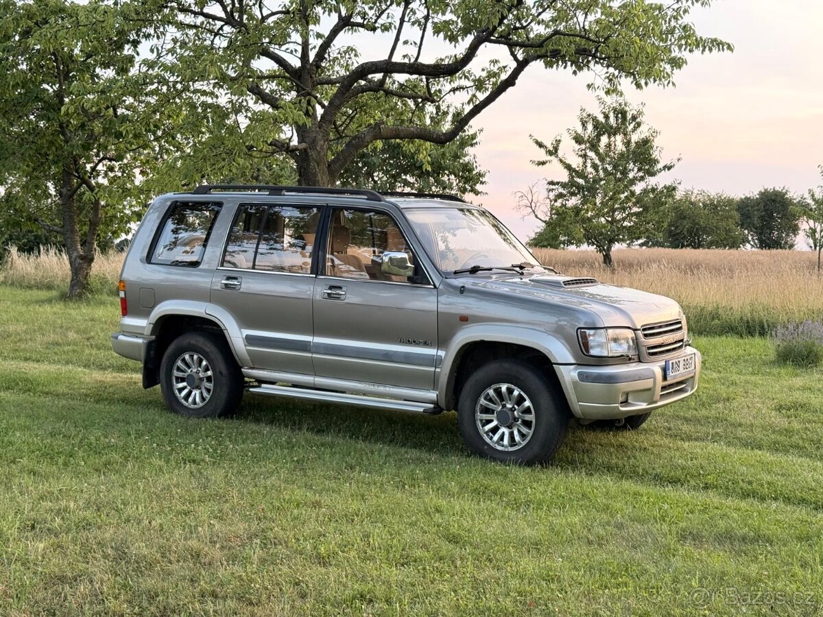 ISUZU TROOPER 4X4 - 4