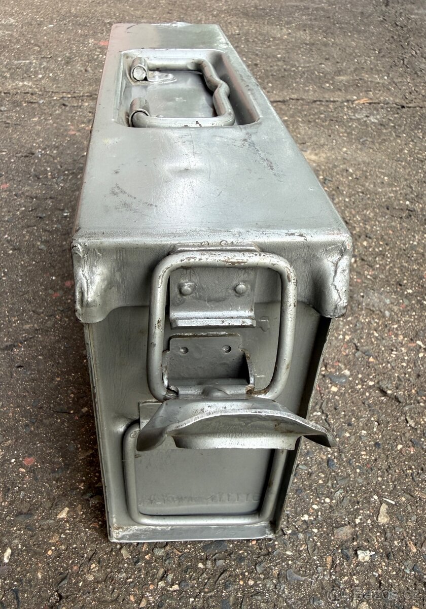 Wehrmacht Patronenkasten 41 für M.G. (bedna na munici) - 4