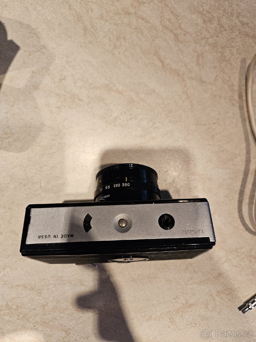 Fotoaparát Vilia Triplet 69-3 4/40 + externí blesk - 4