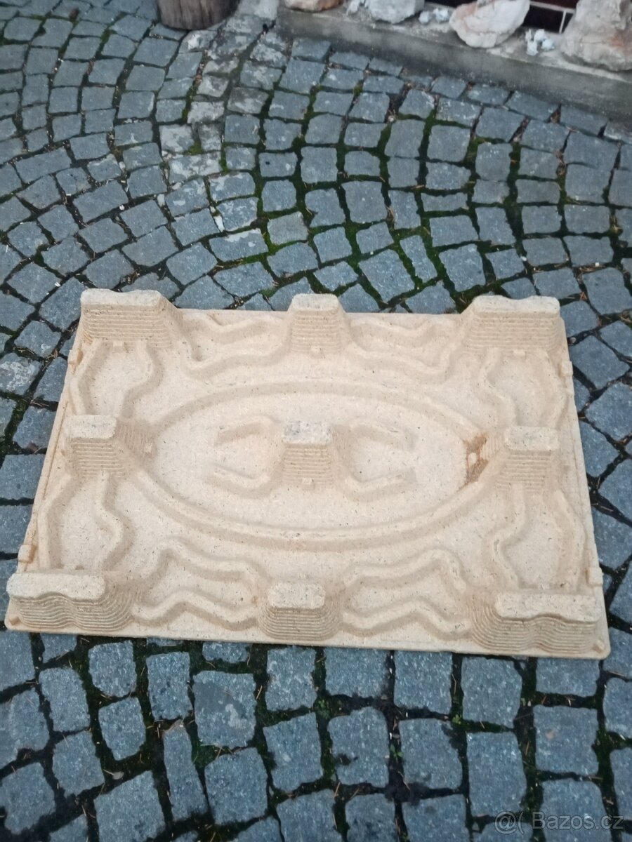 Lisovaná dřevěná paleta 120 x 80 cm - 4