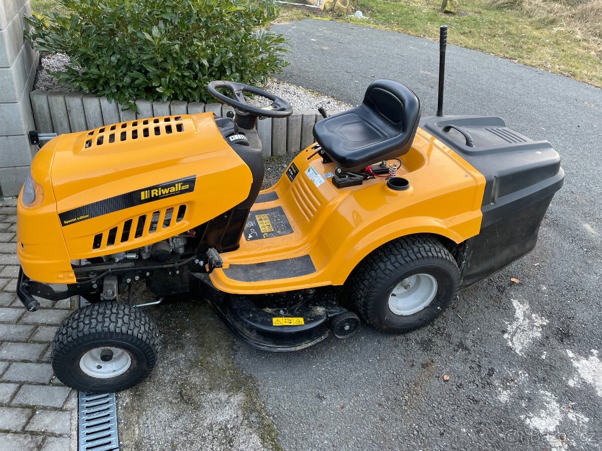 Zahradní traktůrek - 4