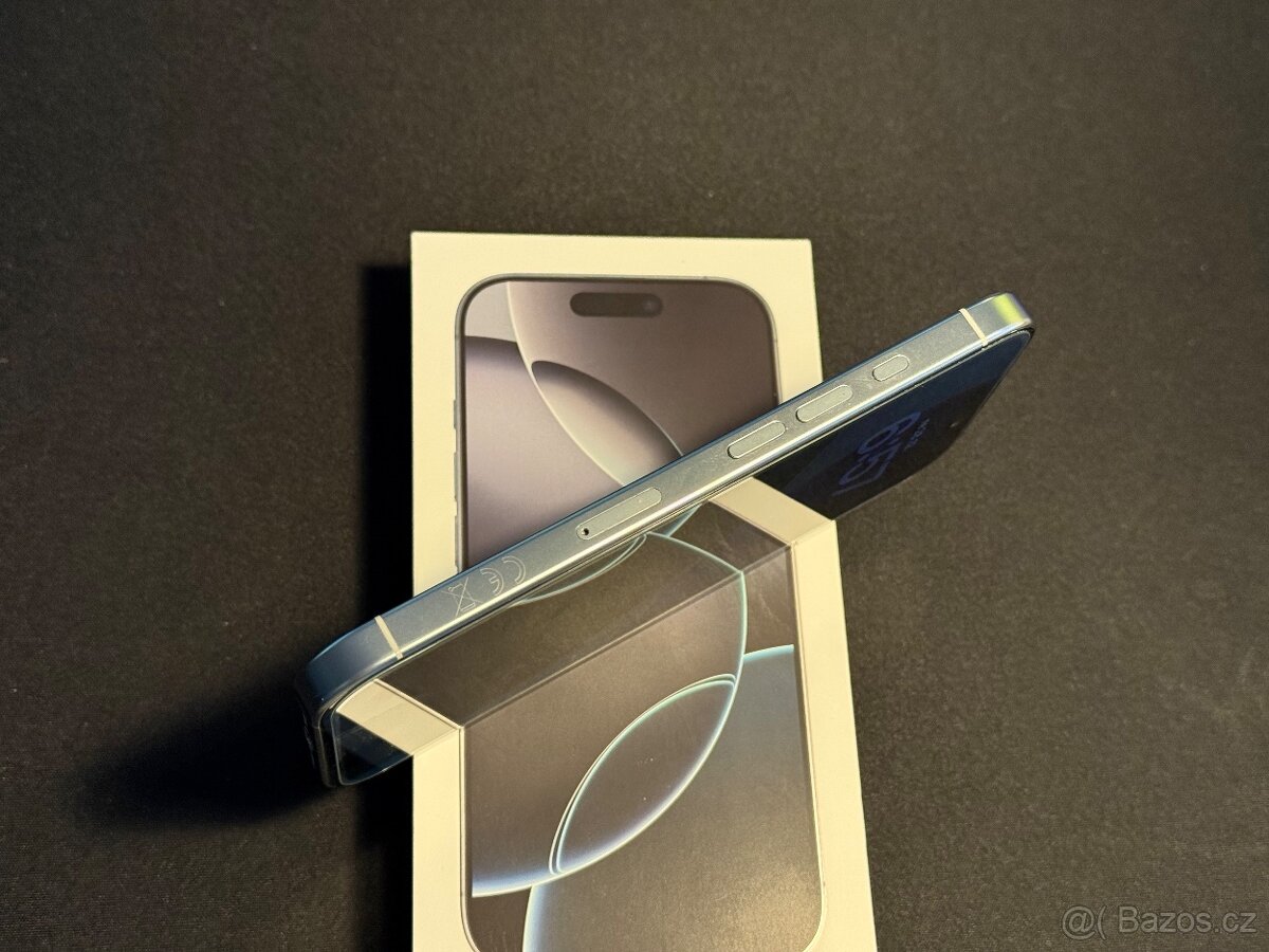 Apple iPhone 16 PRO - 4