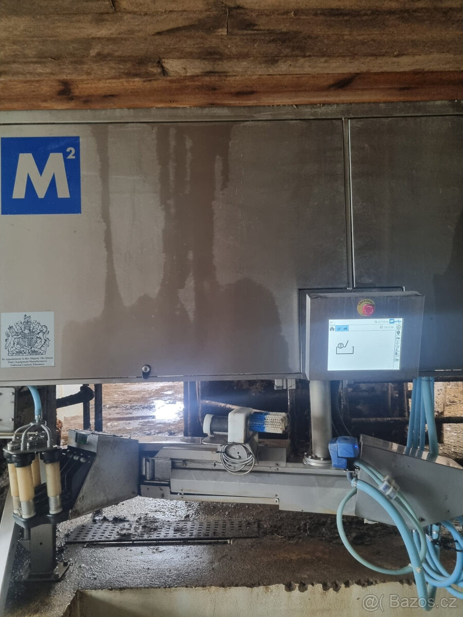 dojicí technika na krávy - 4