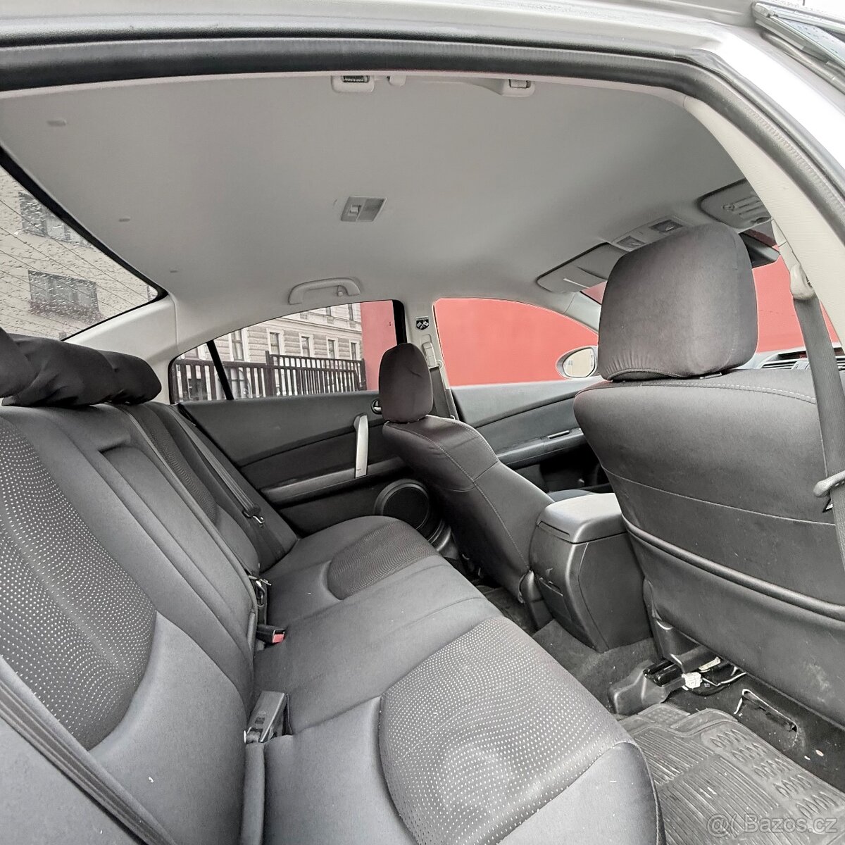 Mazda 6 • 2.0 114 kW • LPG • 2010 • 263 000 km • Hatchback - 4