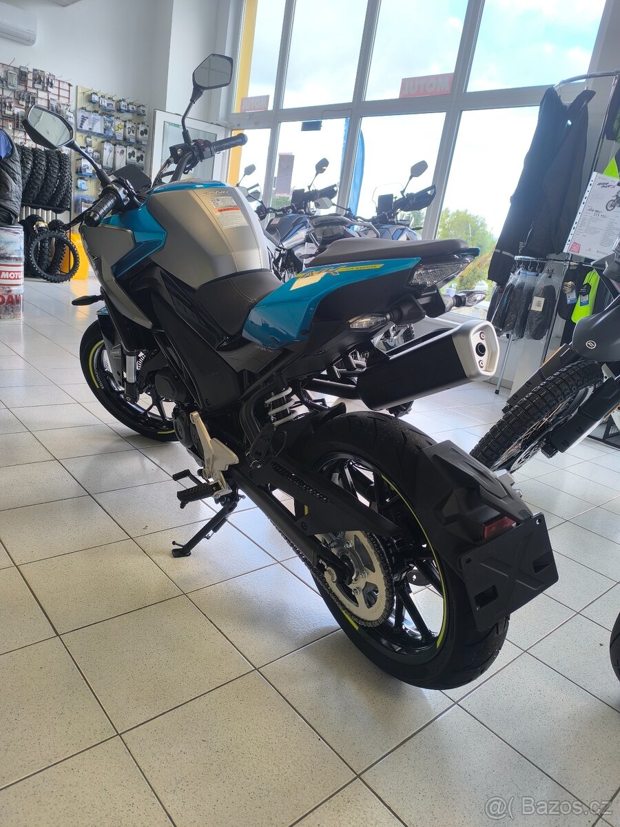 CFMOTO 125NK - 4
