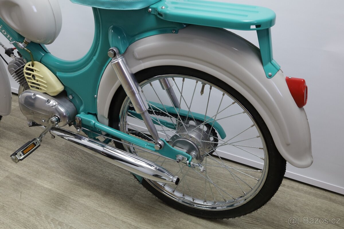 Jawa Stadion S22 - 4