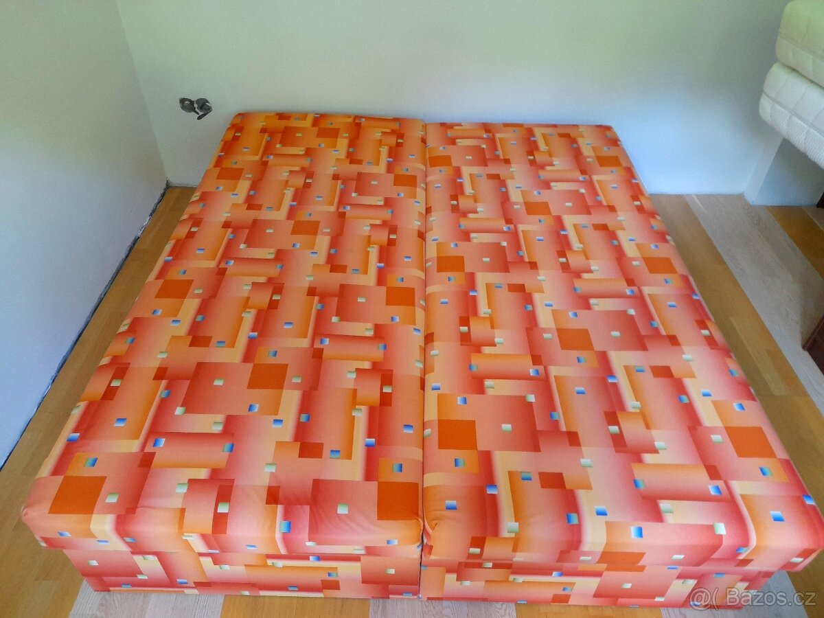 Postel s úložným prostorem - 4