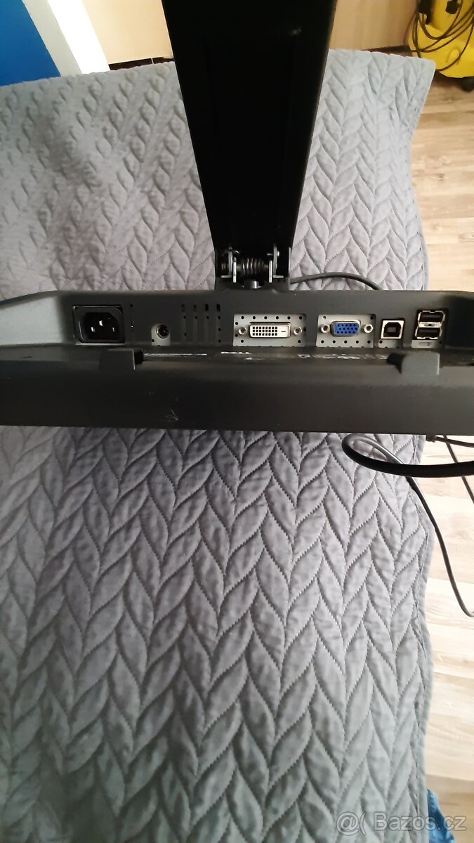 Monitor LCD DELL - 4