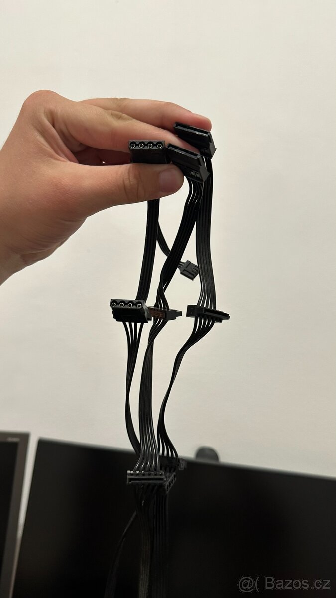 Zdroj Gigabyte P550B - 4
