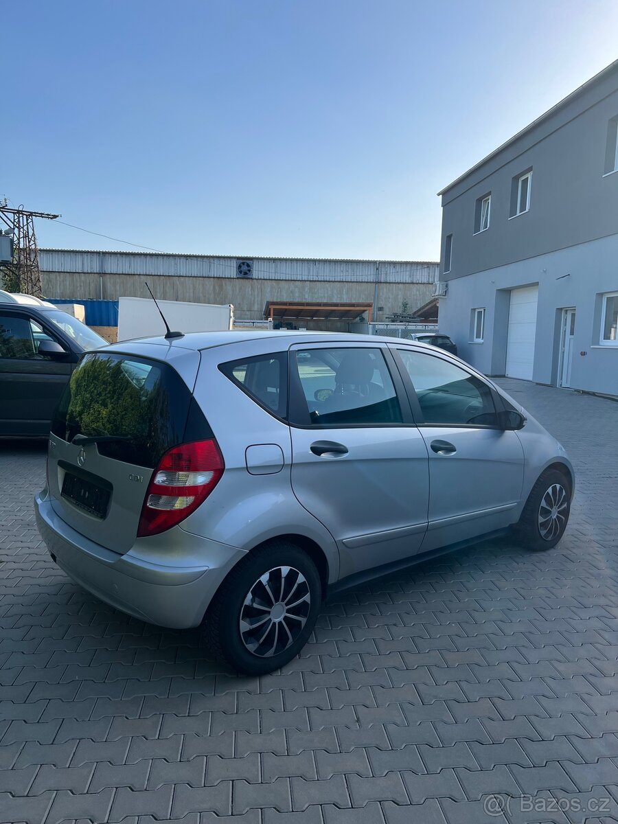 Mercedes-Benz A160 CDI, Manuál - 4