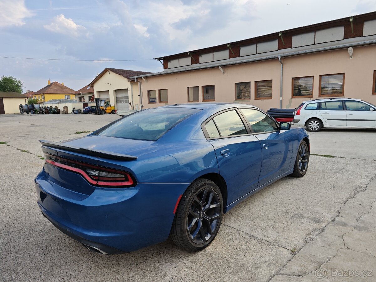 Dodge Charger - 4