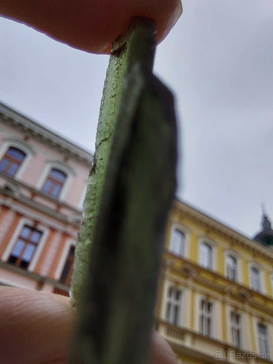 Vltavín 4,25 g, velký kus - 4