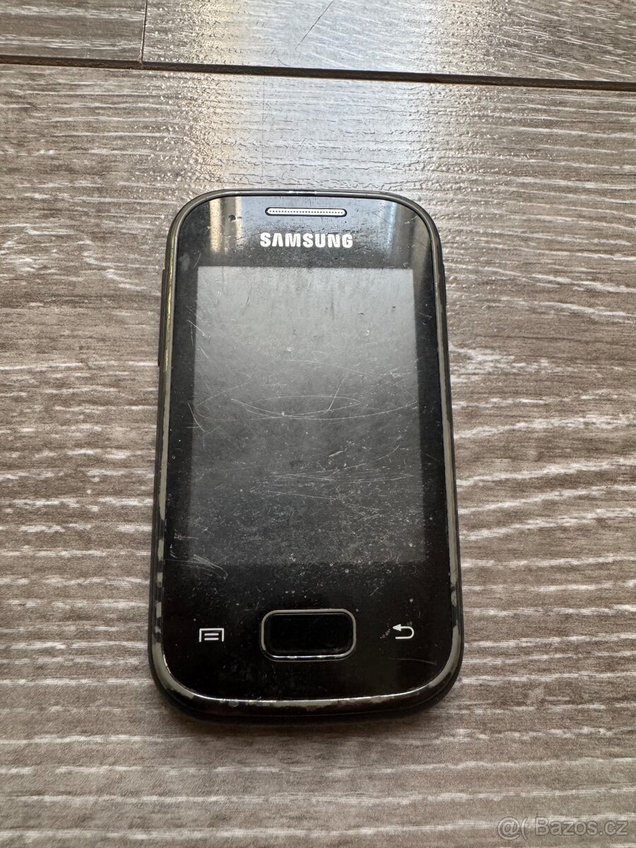 Nokia 500 a malý Samsung - 4