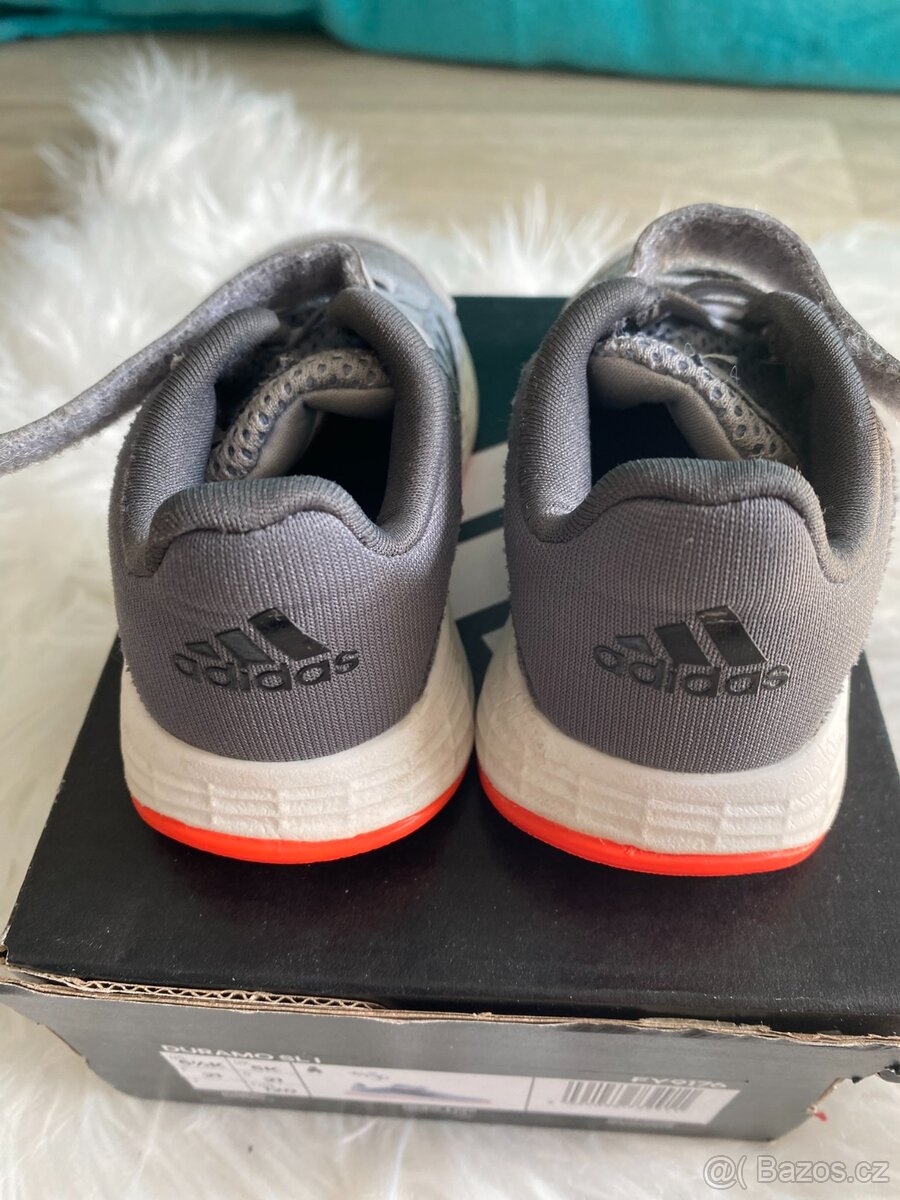 👟 Dětské tenisky adidas – vel. 21 - 4
