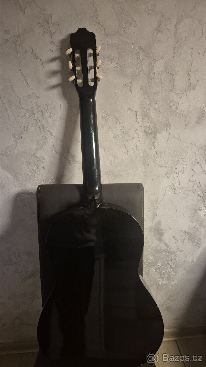 Akustická kytara ( španělka ) - 4