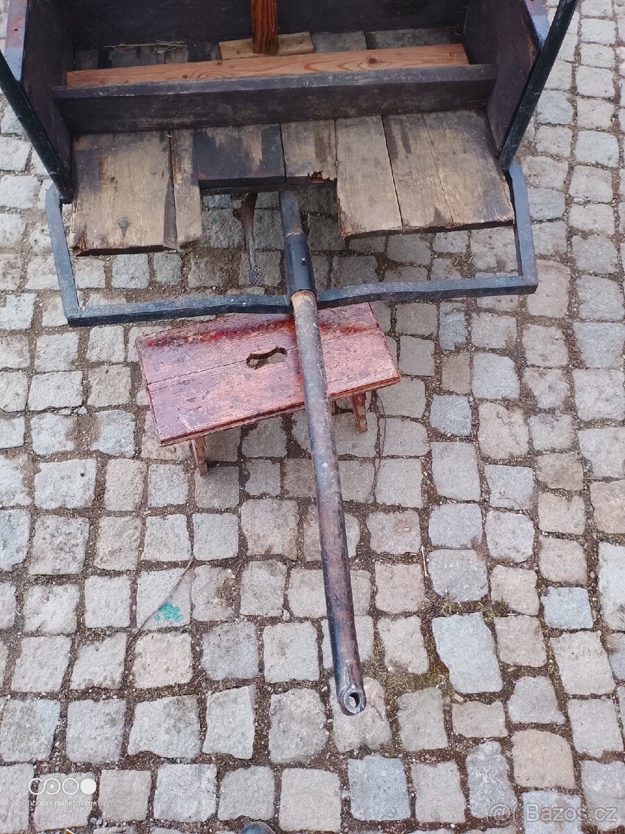 Prodám vozík brzděný vari Tera - 4