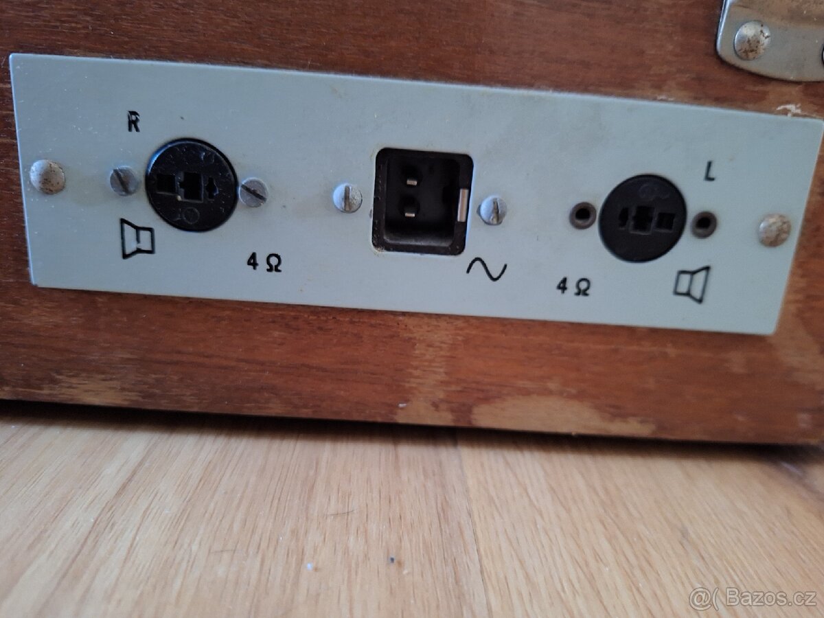 Gramofon NZC 121 - 4