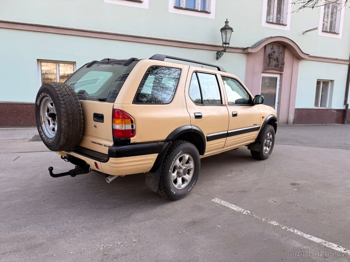 Opel Frontera 3.2 V6 manuál - 4