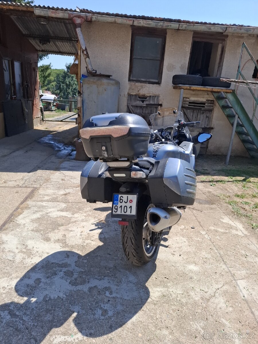 Kawasaki GTR 1400 - 4