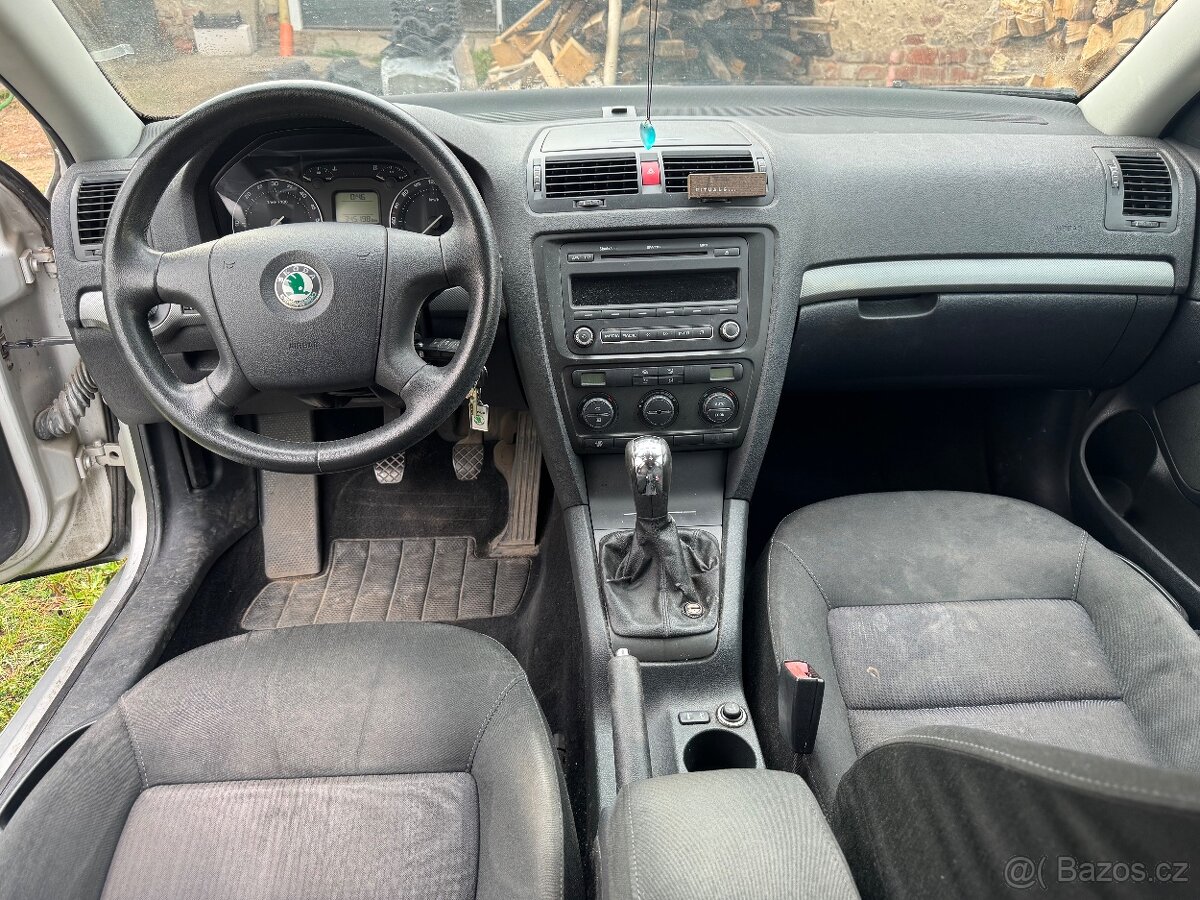 Škoda Octavia 1.9 tdi 77kw - 4