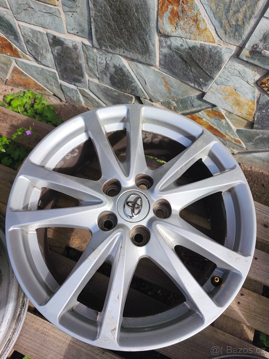 5x114,3 originál disky Toyota - 4