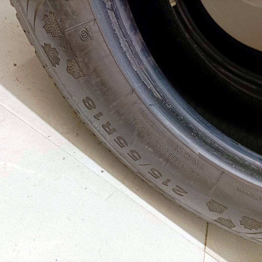 18" PNEU – 215/55/R18 – ZIMNÍ - DUNLOP - 90% a 80% vzorek - 4