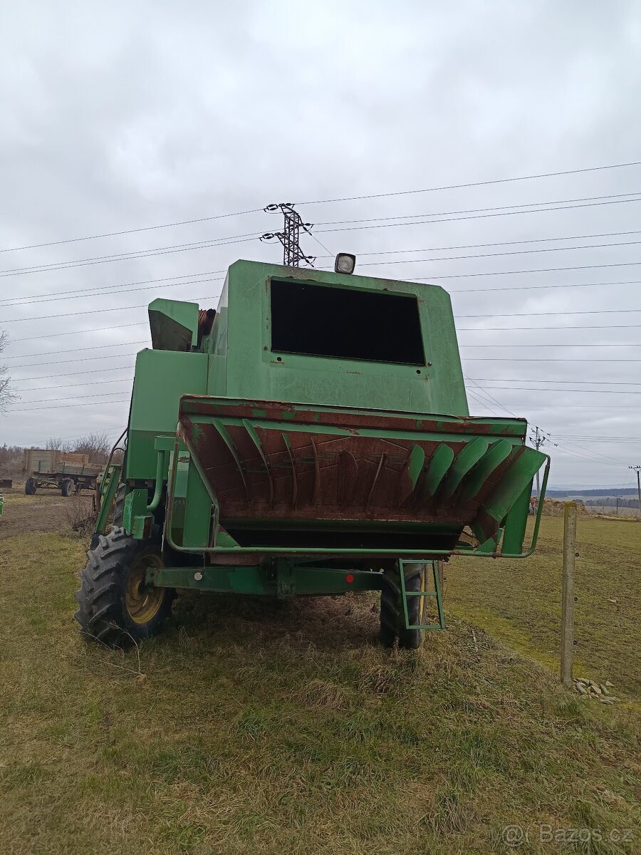 John Deere 2264 na ND + řepkový adaptér - 4