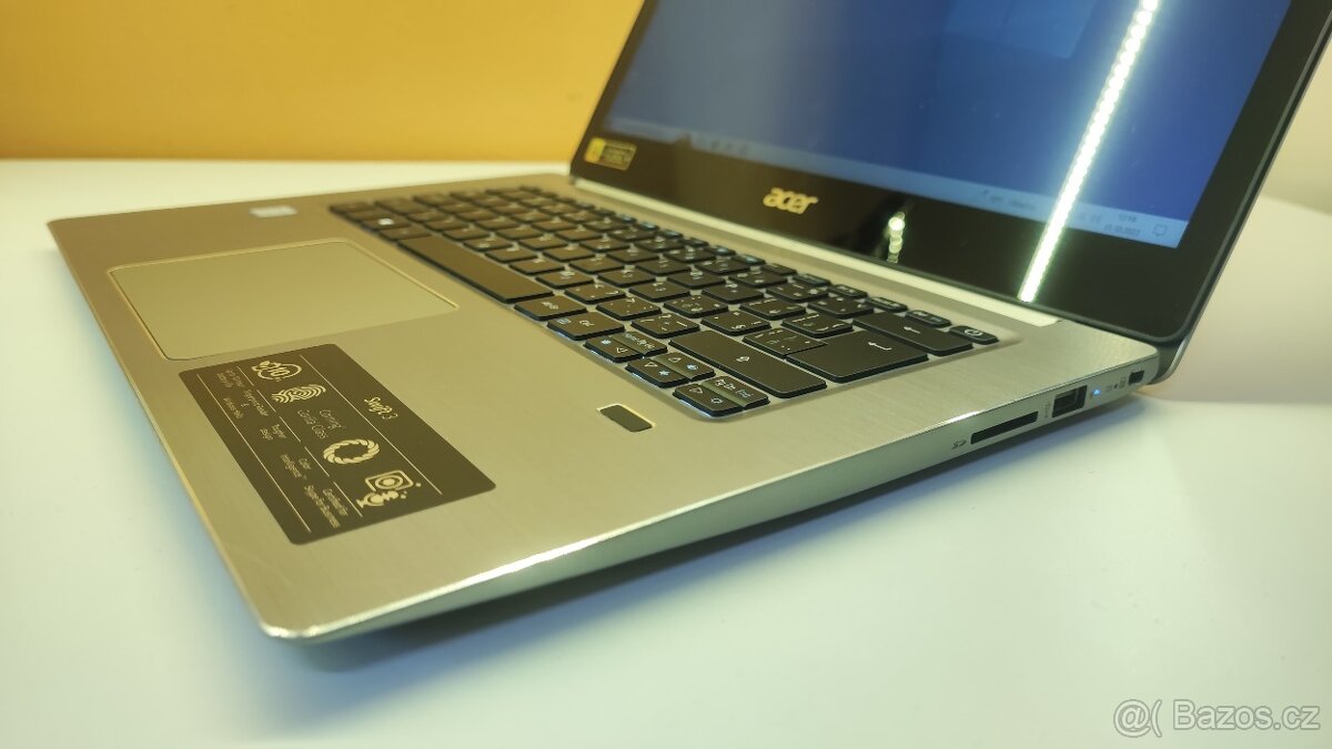 Acer Swift SF314-52-39YU - 4