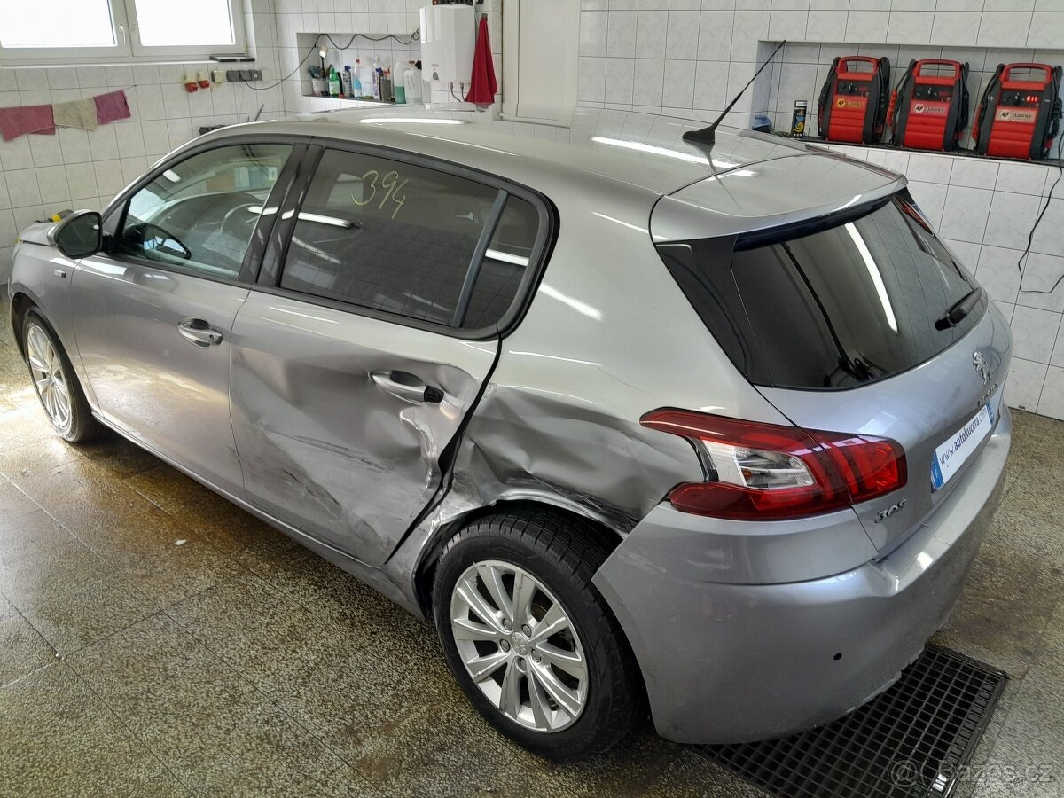 Peugeot 308 1,2t 110 - 4