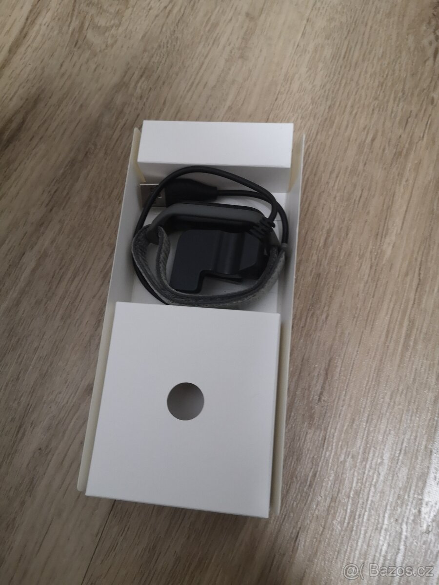 Chytrý náramek Xiaomi Mi Band 4 - 4