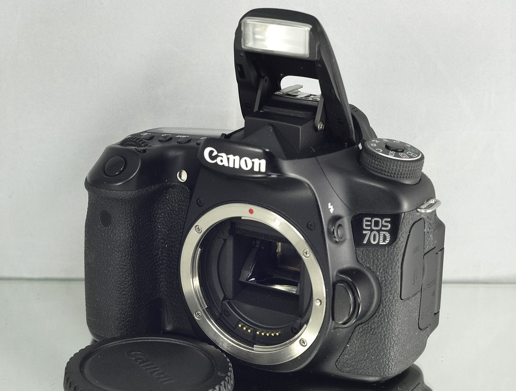 Canon EOS 70D APS-CFull HDVWIFI11 000 Exp - 4